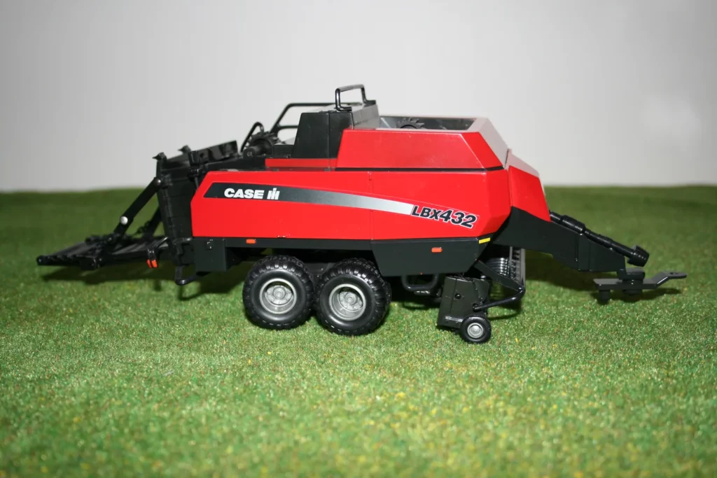 Case IH LBX 432