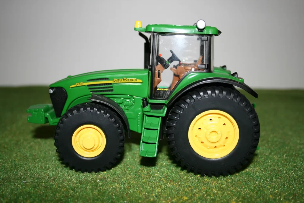 John Deere 7920