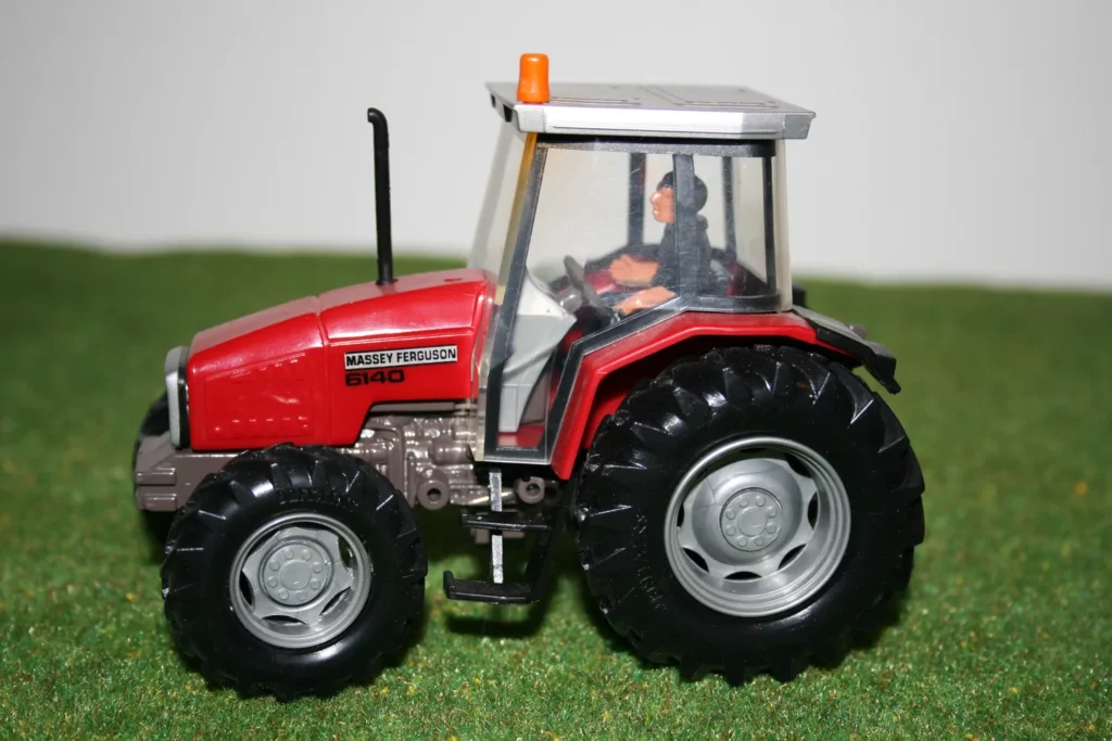 Massey Ferguson 6140