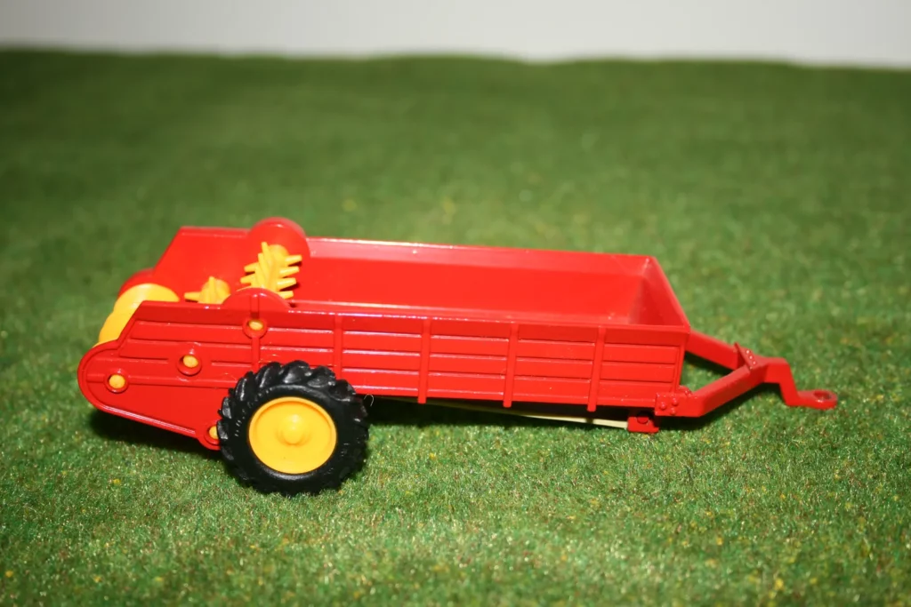 Massey Ferguson épandeur