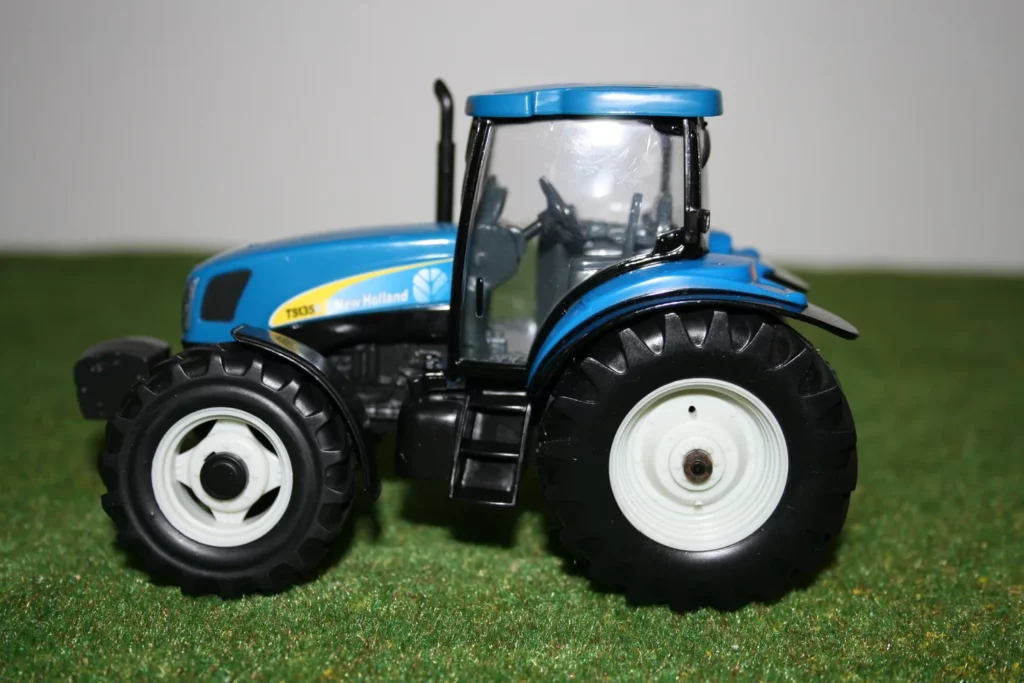 New Hland TS135A-3