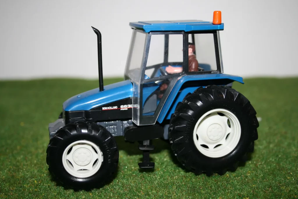 New Holland Ford 6635