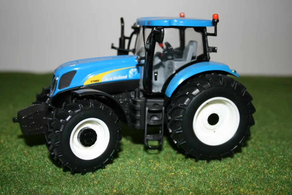 New Holland T7060