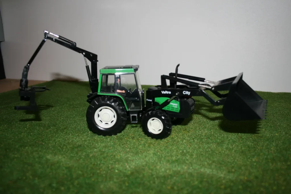 Valtra Valmet 115 Forest