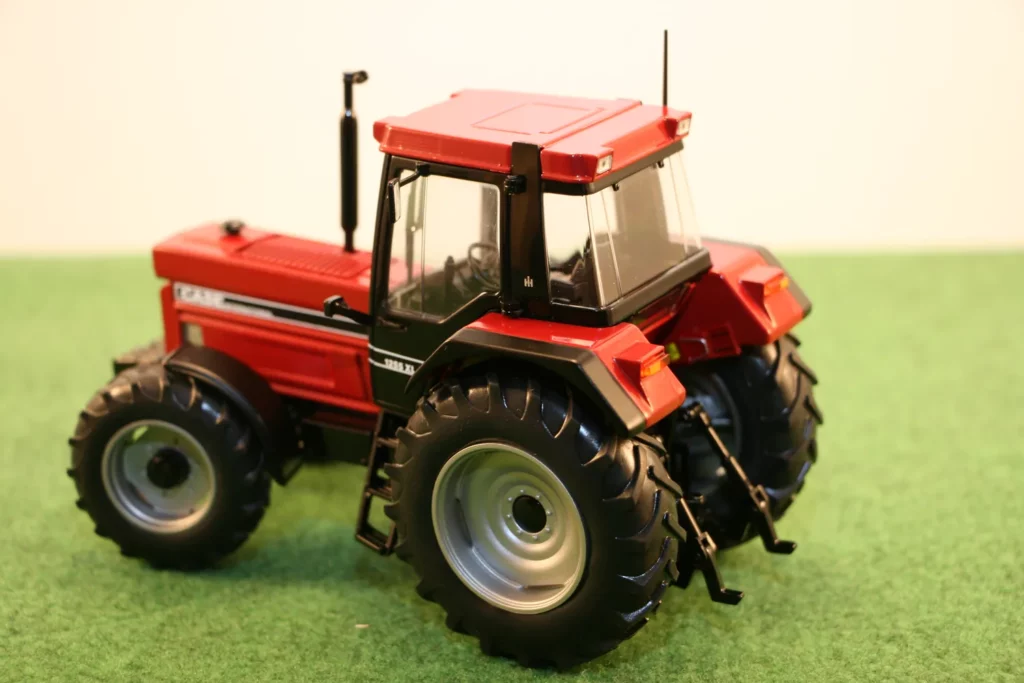 Case IH 1255 XL-V2