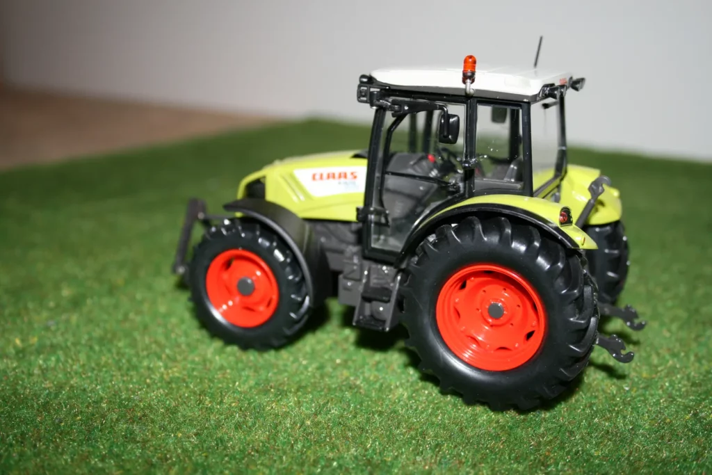 Claas Axos 340 RAV