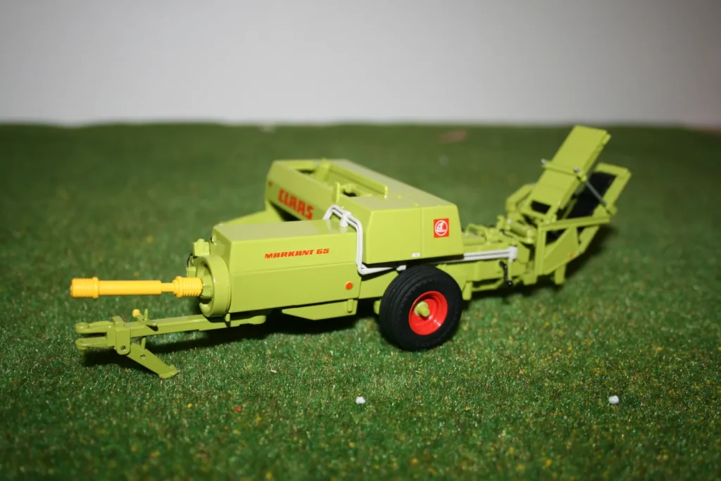 Claas Markant 65