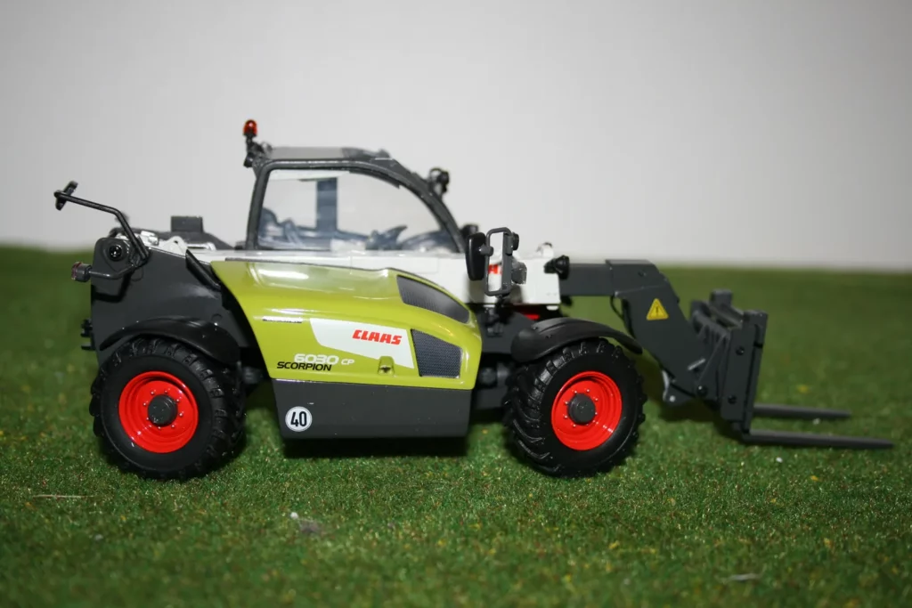 Claas Scorpion 6030 CP fourches