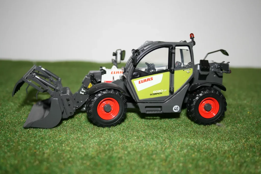 Claas Scorpion 6030 CP godet