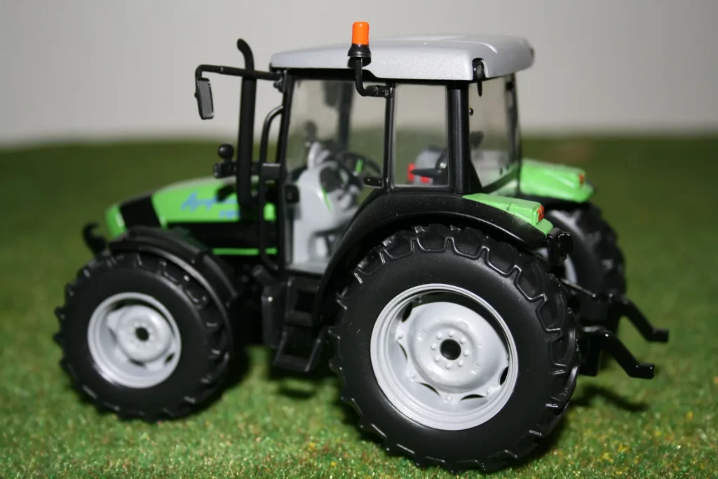 Deutz-Fahr Agrofarm 100