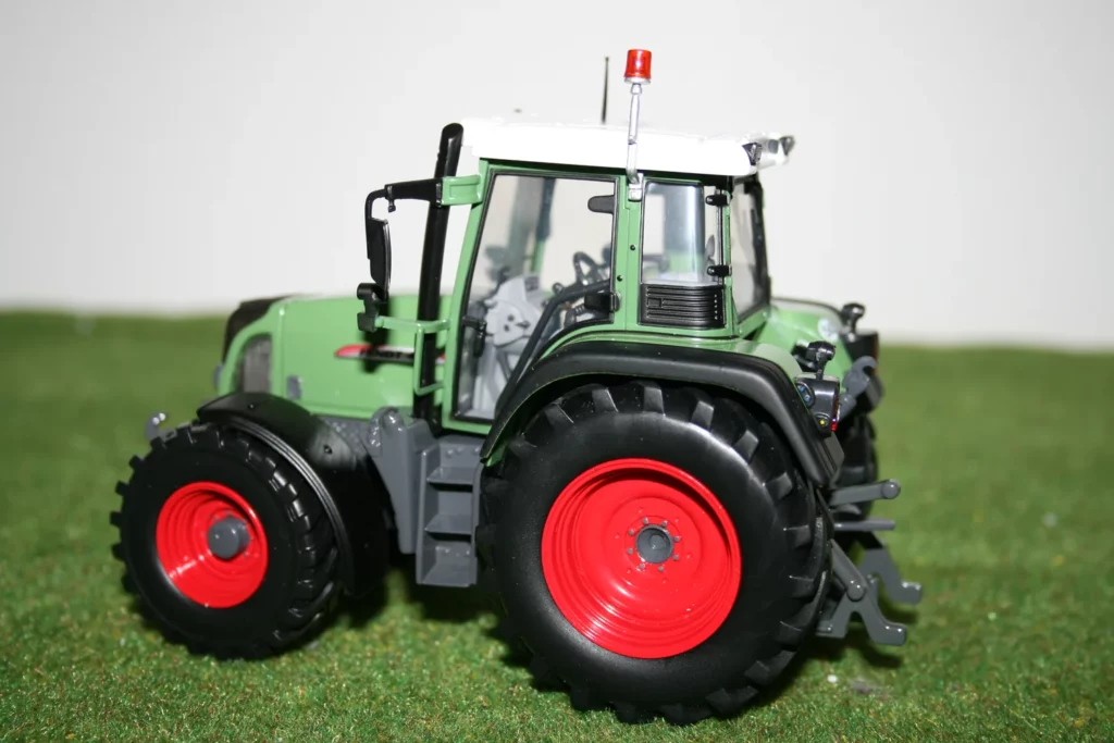 Fendt 415 Vario