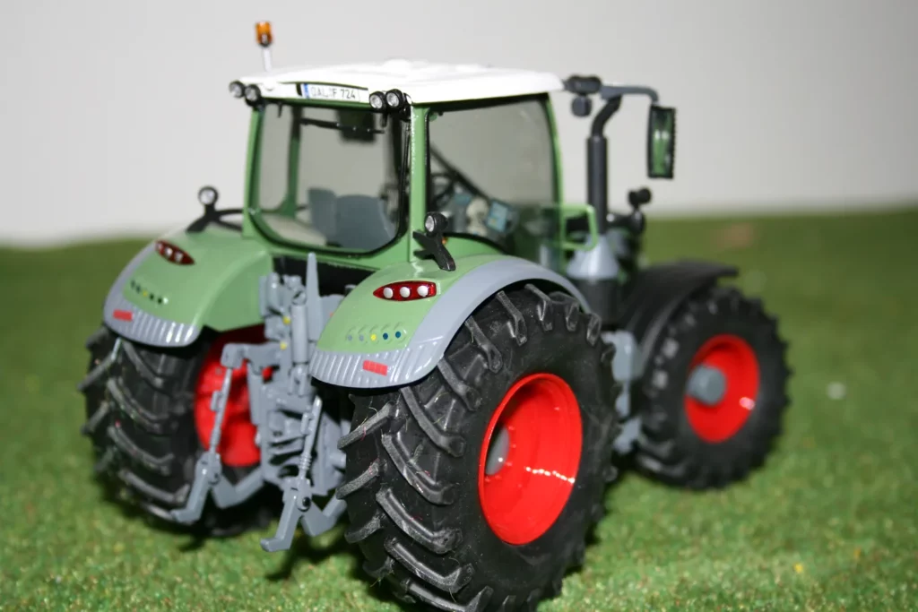 Fendt 724