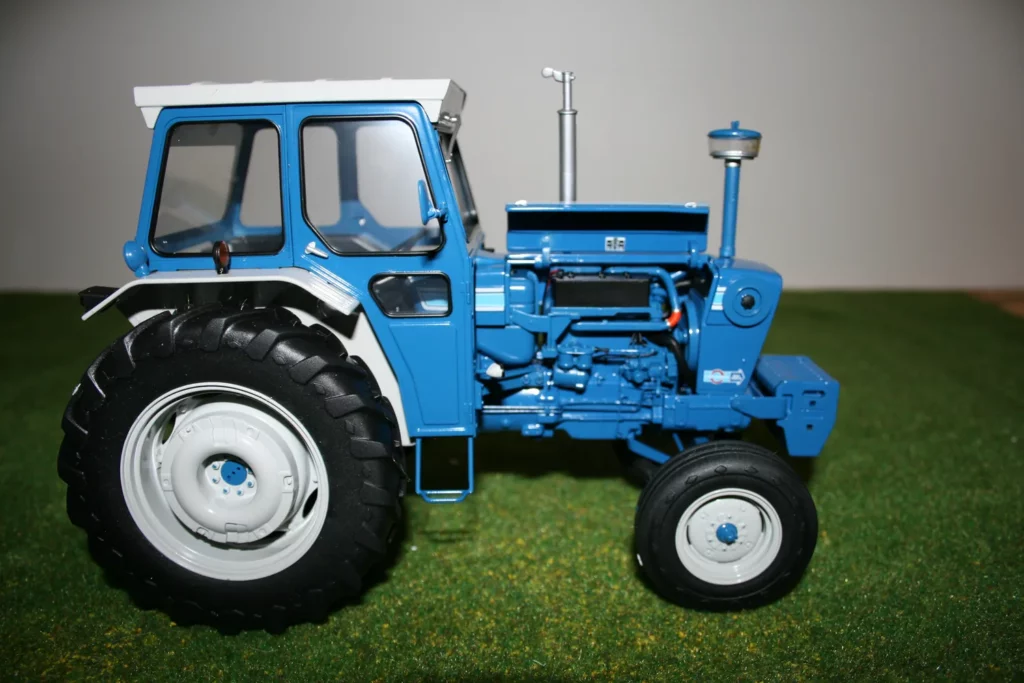 Ford 7000 1/16