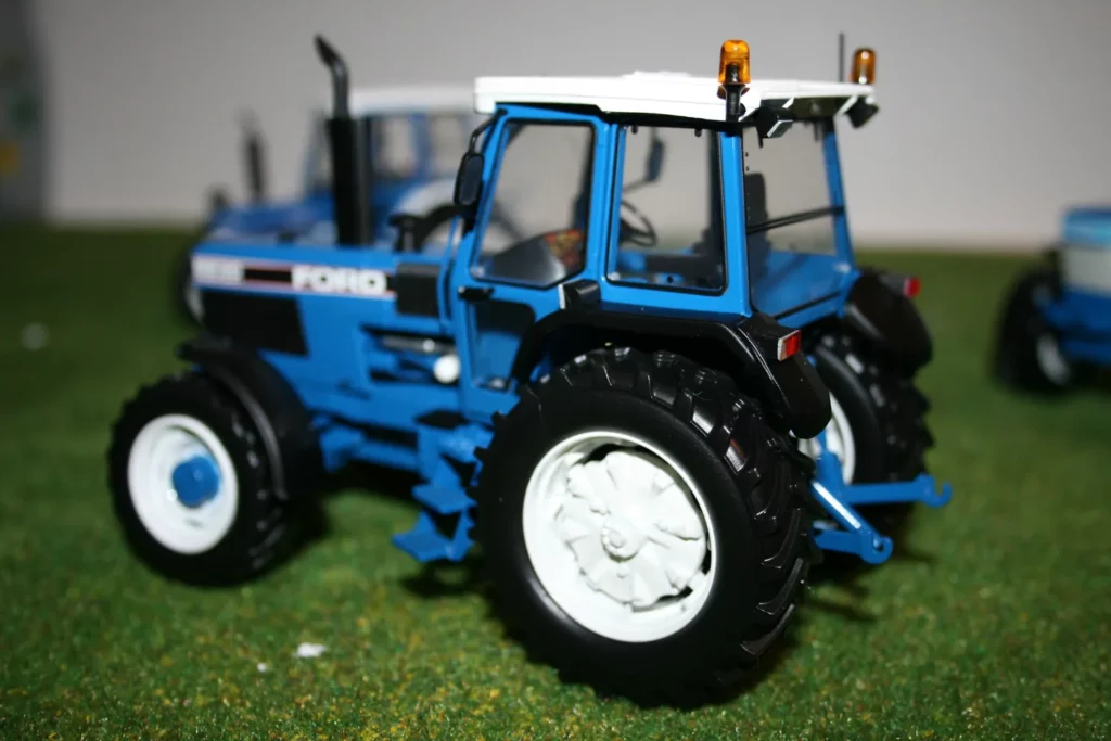 Ford 8830