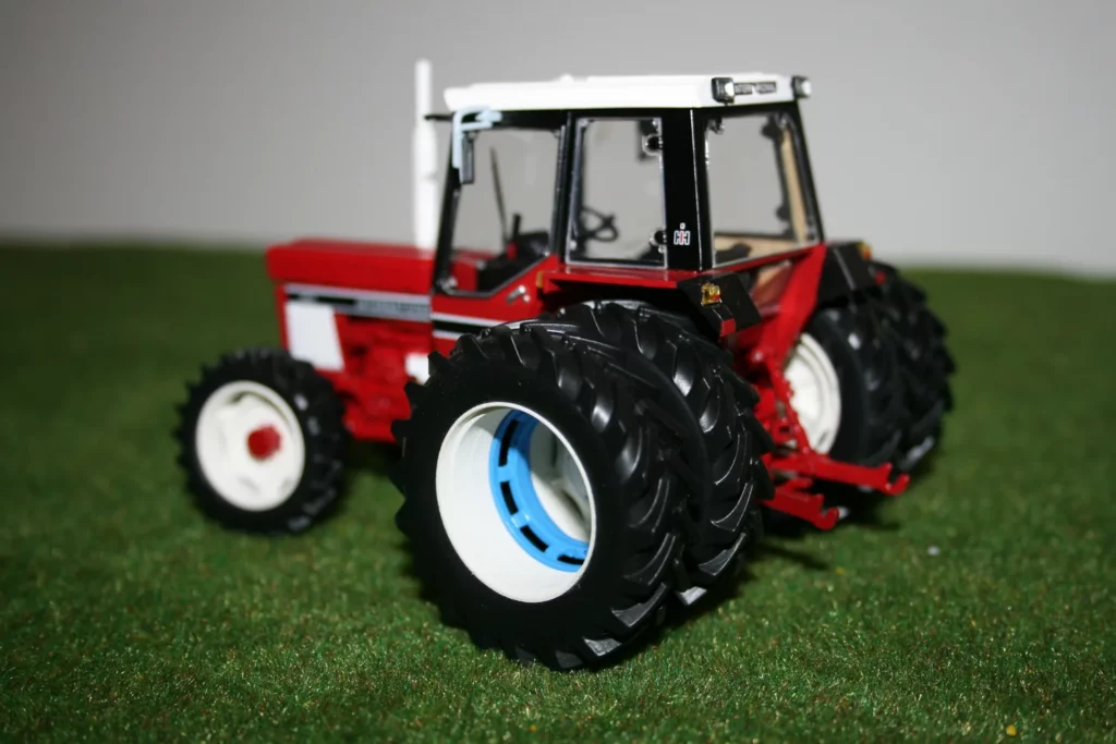 IH 955 jumelées