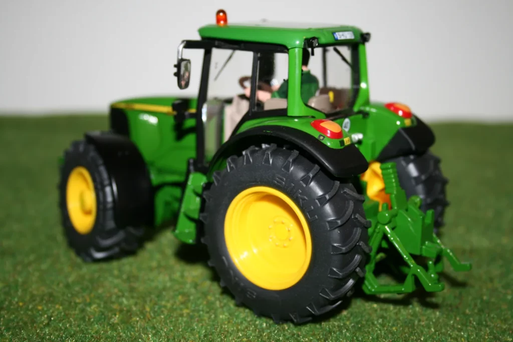 John Deere 6920