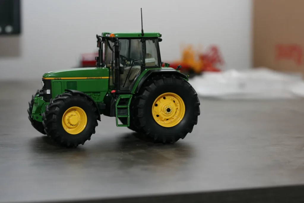 John Deere 7610