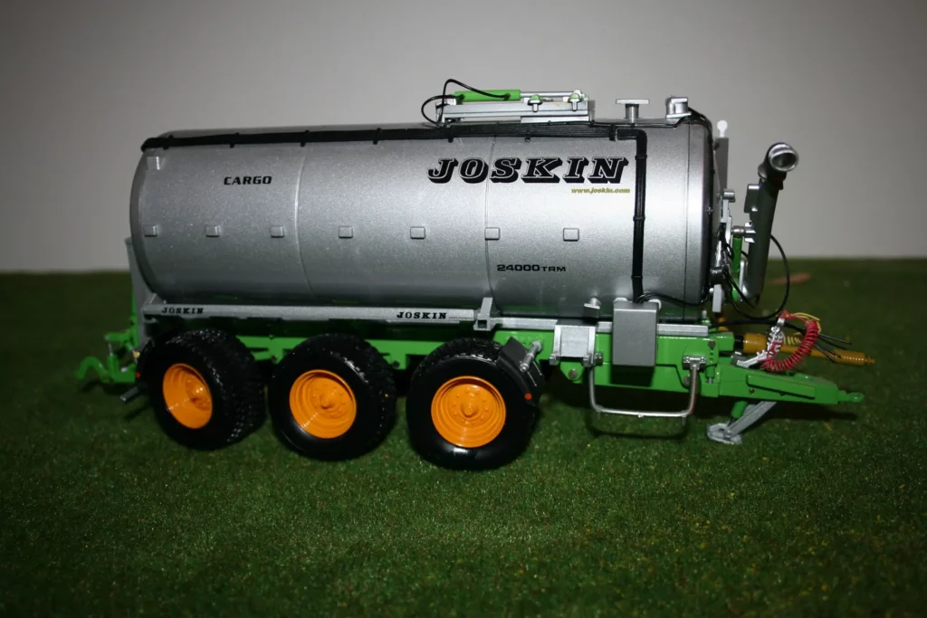 Joskin Vacu-Cargo 24000