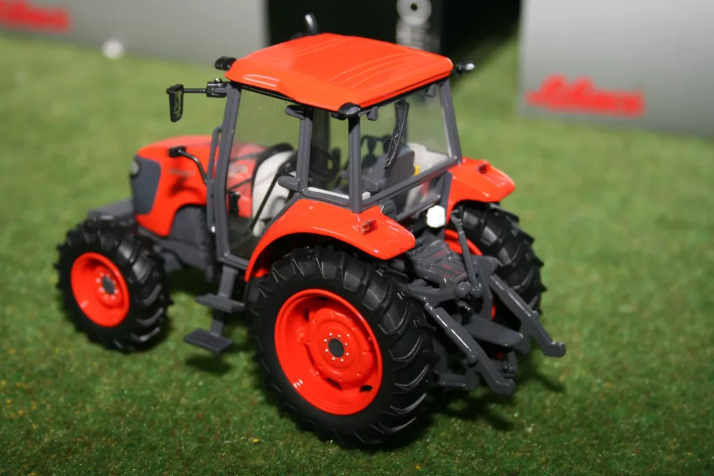 Kubota M 108S