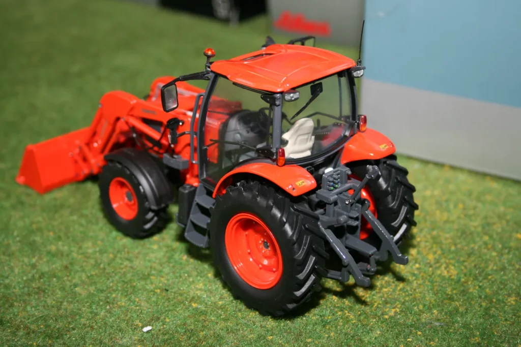 Kubota M135 GX avec chargeur