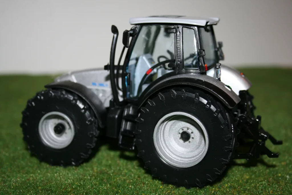 Lamborghini XL 165.7