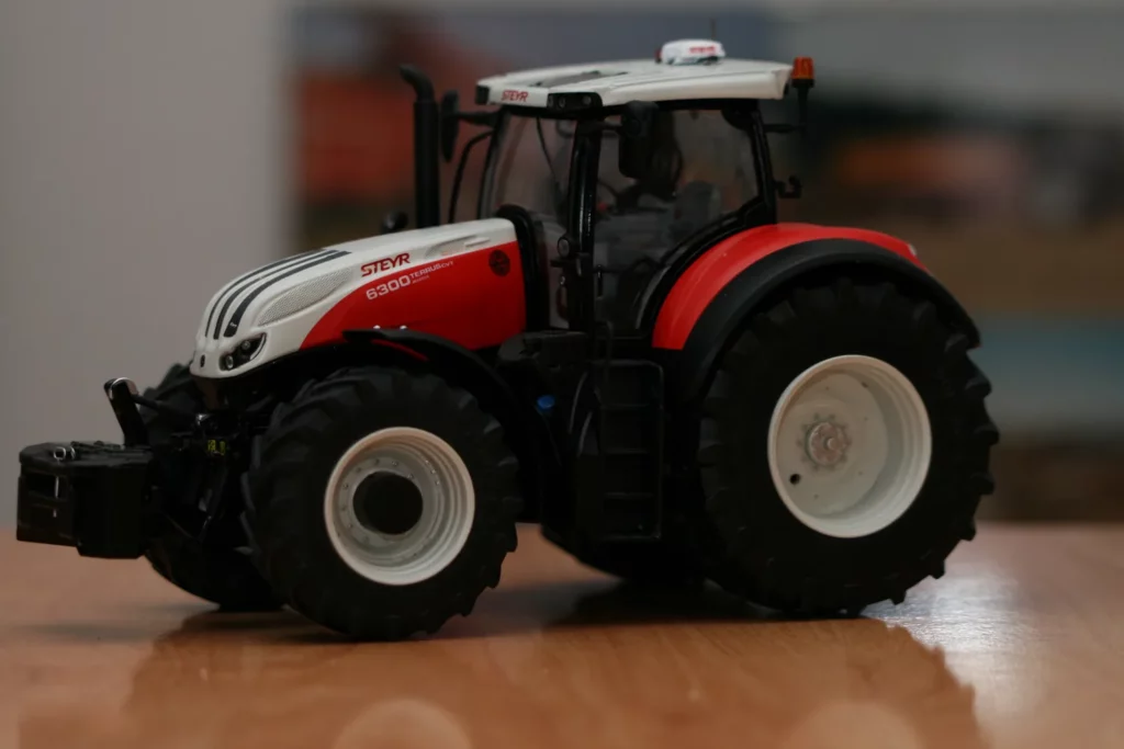 STEYR 6300 Terrus rouge Mat 70 ans