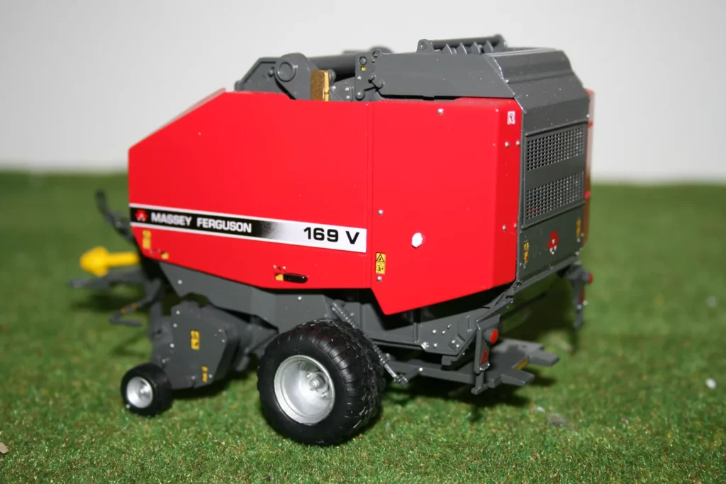 Massey Ferguson 169V