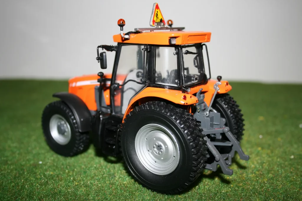 Massey Ferguson 6465