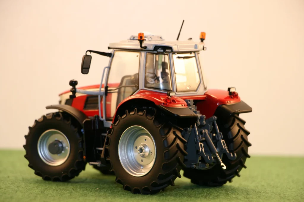 Massey Ferguson 6S180