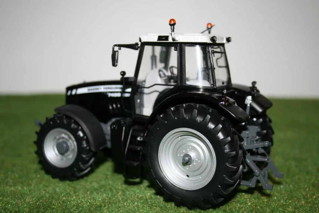 Massey Ferguson 7499 black