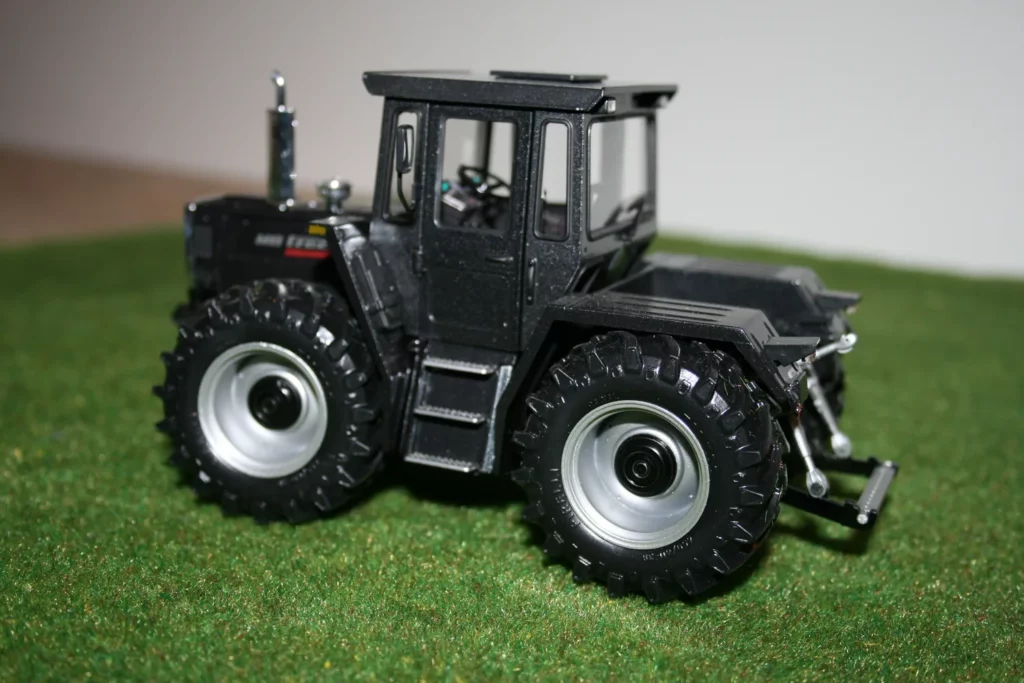 MB Trac 1800 Black