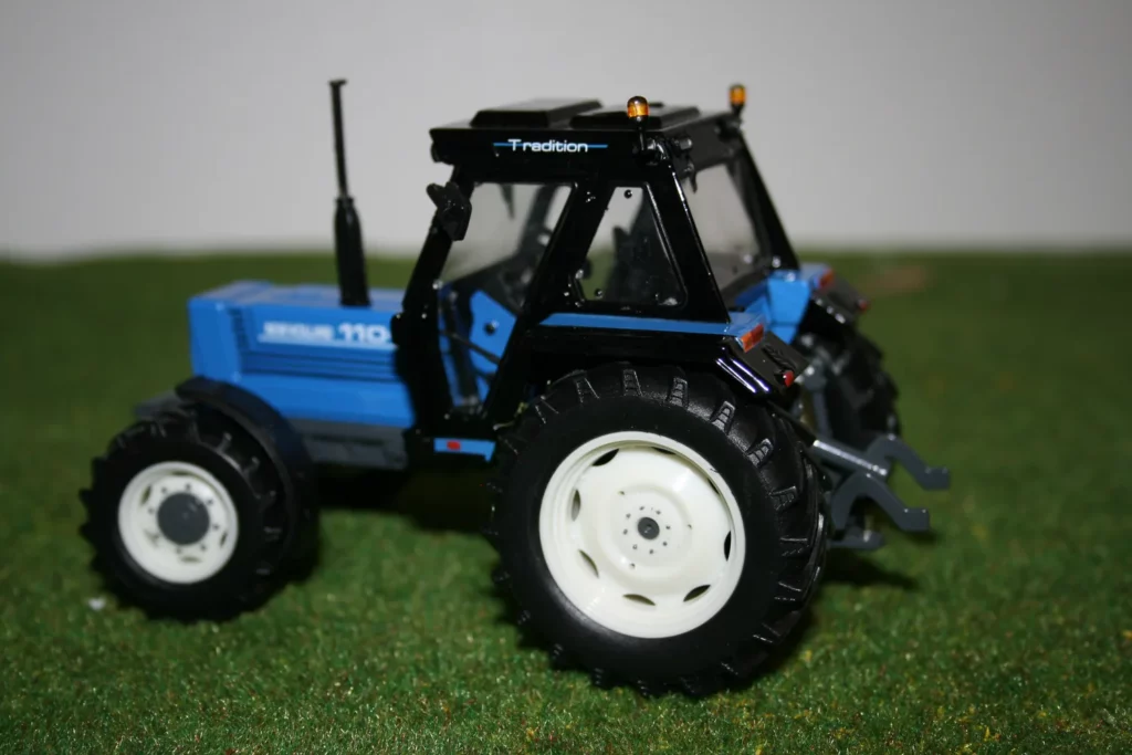 New Holland 110-90 DT