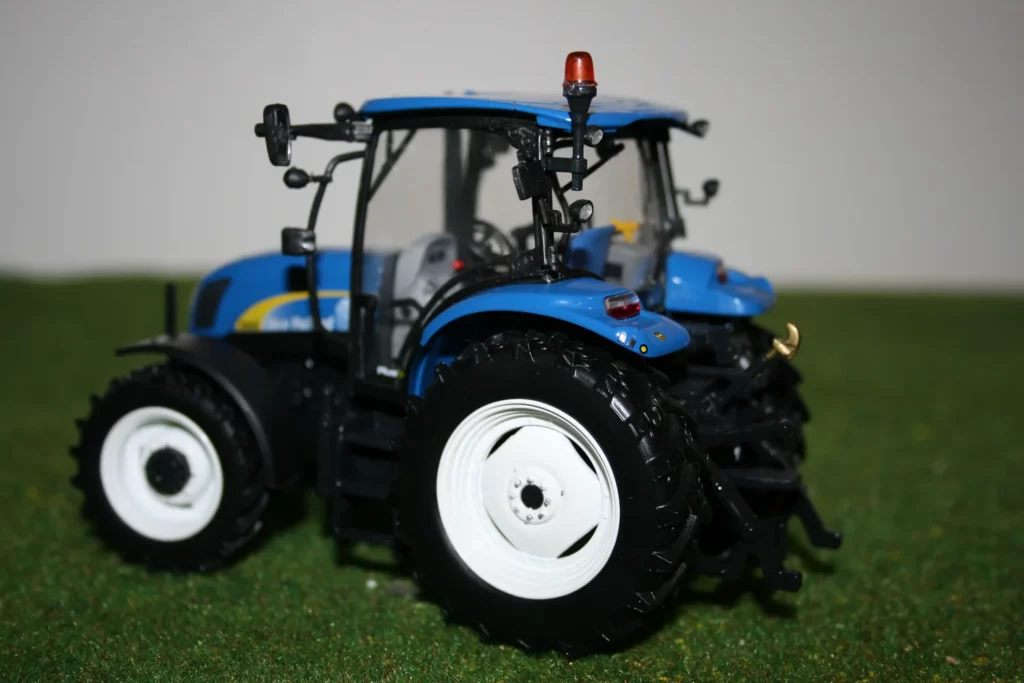 New Holland T7070