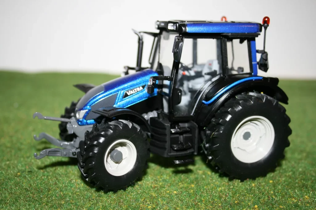 Valtra N103 bleu
