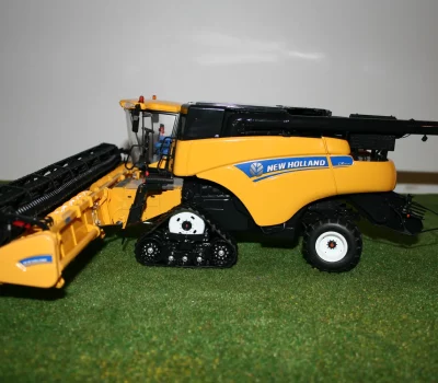 New Holland CR 9090